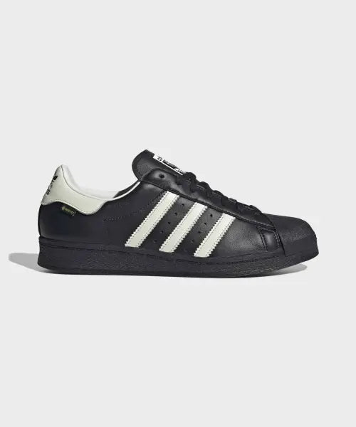 [ADIDAS] SUPERSTAR 82 GTX    CBLACK/OWHITE/CBLACK / 슈퍼스타 82 고어텍스 - 블랙:화이트 / KI7819
