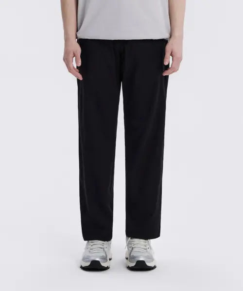 [NATIONALGEOGRAPHIC] Frozen Air Semi-Oversized Straight Pants BLACK / N262UPT991 프로즌에어 세미오버핏 스트레이트 팬츠 BLACK