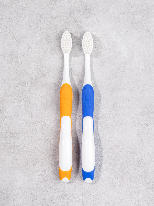 [DAISO] Children's Dental Care Toothbrush (2-Pack) / 어린이용 덴탈 케어 칫솔 2개입