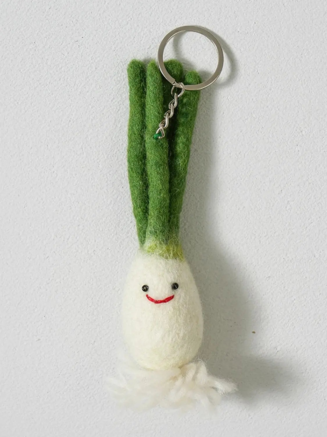 [DAISO] Country Vacation Wool Leek Keychain / 시골휴가 양모 키홀더 대파