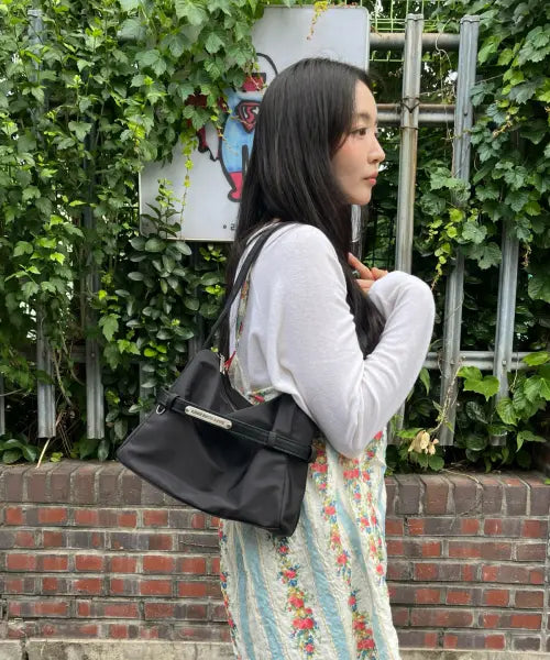 [LOVERAVELIVE] Lovellry Nylon Leather Belt Mini Shoulder Bag / 럽레리 나일론 레더벨트 미니 숄더백