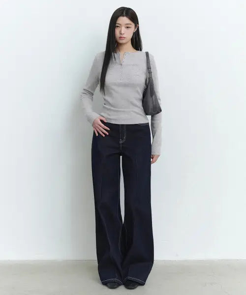 [MUSINSA STANDARD WOMAN] Womens Ribbed Slim Henry Neck Long Sleeve T-Shirt [Medium Gray] / 우먼즈 리브드 슬림 헨리 넥 긴소매 티셔츠 [미디엄 그레이]