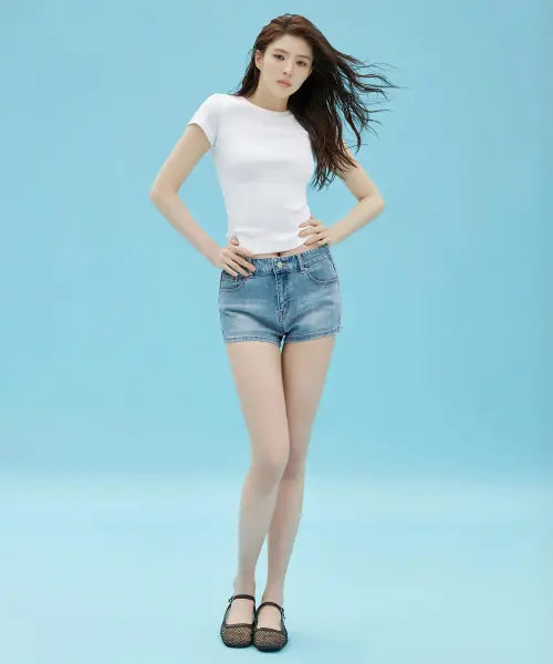 [MUSINSA STANDARD WOMAN] Women's Micro Denim Shorts [Light Indigo] / 우먼즈 마이크로 데님 쇼츠 [라이트 인디고]
