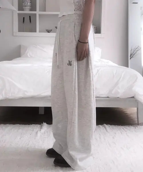 [MUCENT] RICKHAN SIDE PINTUCK SWEAT PANTS UNISEX (2COLOR) / 리칸 사이드 핀턱 스웻 팬츠 남녀공용 (2컬러)