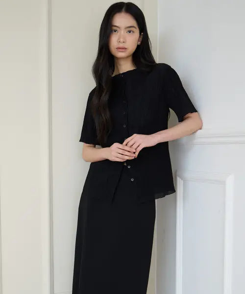 [AURE SEOUL] Pleated Layer Blouse [Black] / 플리츠 레이어 블라우스 [블랙]