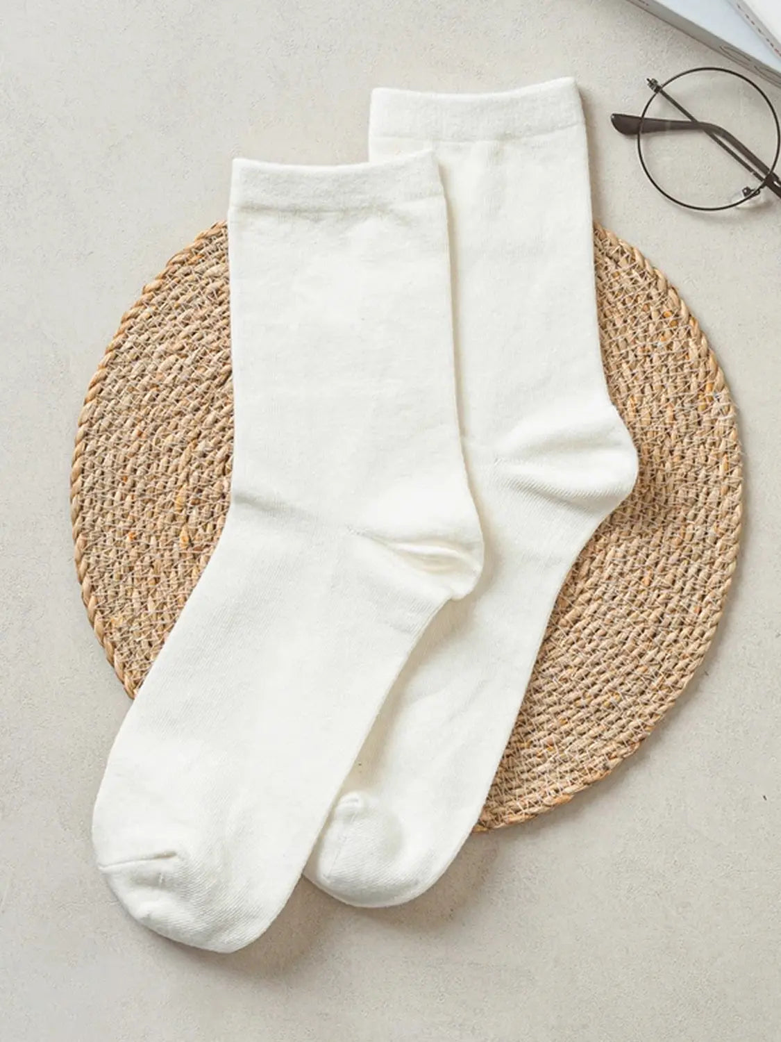 [Monput] Monfoot Men's Basic Mid-Calf Socks - White / 몬풋 남성 기본 중목 양말 화이트