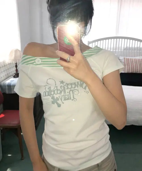 [HUG YOUR SKIN] Sweet stripe boat neck T (White) / 스위트 스트라이프 보트넥 티 (화이트)