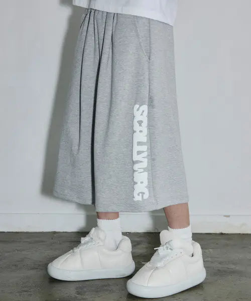 [SCALLYWAG] Embossed Lettering Training Shorts [Gray] / 엠보 레터링 트레이닝 쇼츠[그레이]