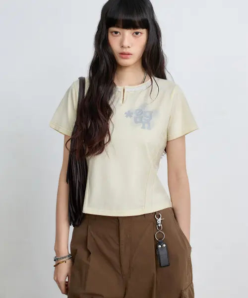 [EUGGEN] LACENECK SEMI-CROPPED SHORT SLEEVE T-SHIRT_CREAM BUTTER / 레이스 넥 세미 크롭 숏슬리브 티셔츠_크림버터