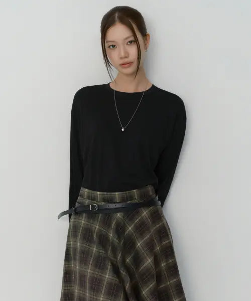 [MUSINSA STANDARD WOMAN] Women's Relaxed Lightweight CR Long Sleeve T-shirt [Black] / 우먼즈 릴렉스드 라이트웨이트 CR 긴소매 티셔츠 [블랙]