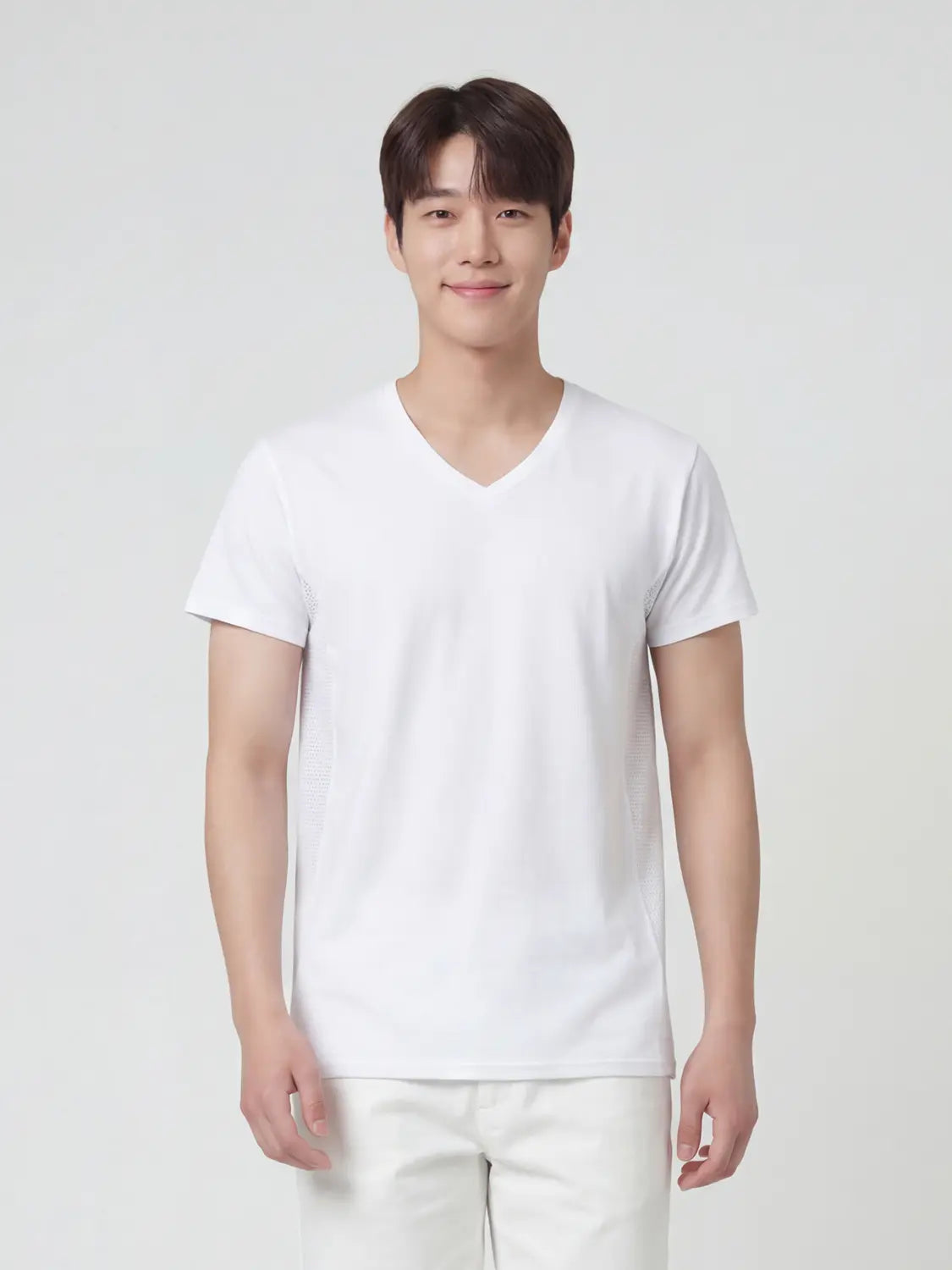 [DAISO] Easycool Mesh V-Neck Short Sleeve T-Shirt (105) (White) / 이지쿨 메시V넥반팔티셔츠(105)(화이트)