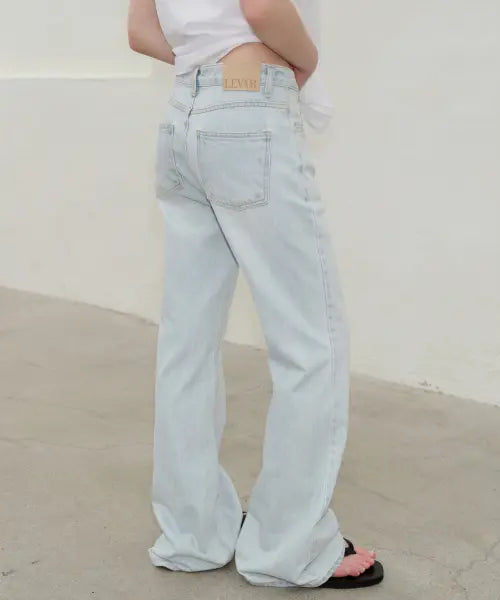 [LEVAR] Relaxed Bootcut Denim - Ice Blue / Relaxed Boots Cut Denim - Ice Blue