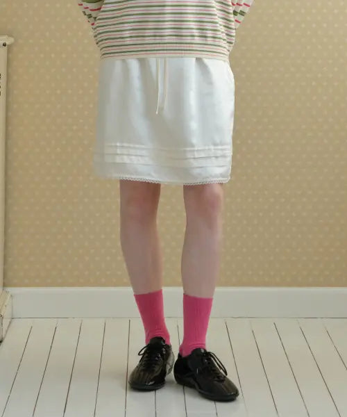 [TTUDEMENT] SATIN DOT MIDI SKIRT_IVORY
