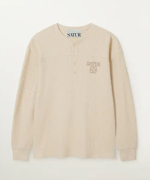 [SATUR] Stitch Waffle Henley Neck Long Sleeve Cream / 스티치 와플 헨리넥 롱 슬리브 크림
