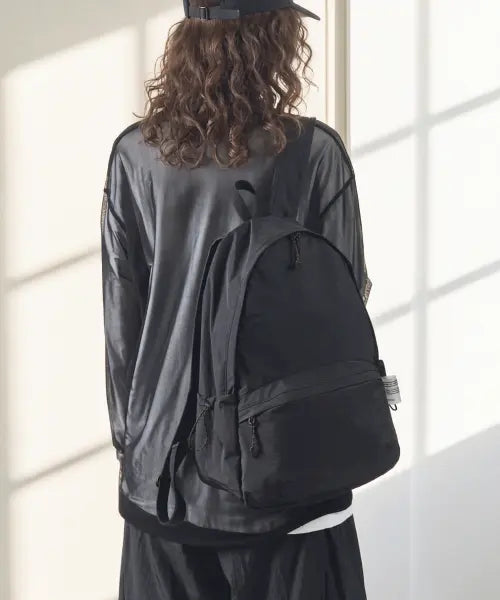 [MATHEMATIK] Ian W40 Backpack Black / 이안 W40 심플 백팩 가벼운 나일론 데일리 가방 배낭 블랙