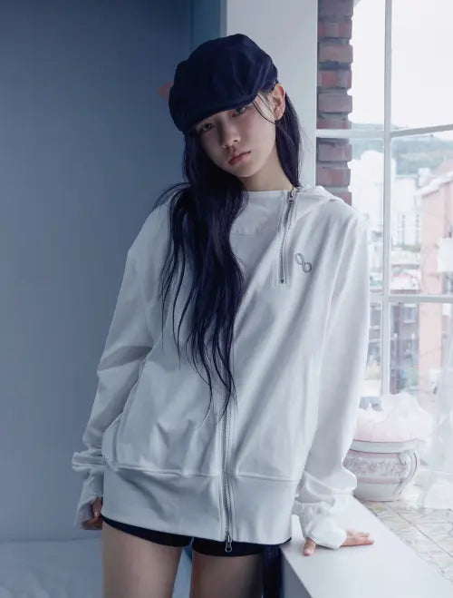 [LOOXP] Logo Embroidery Diagonal Two-Zipper Warmer Hoodie Zip-up Ivory / 로고 자수 사선 투지퍼 워머 후드집업 아이보리