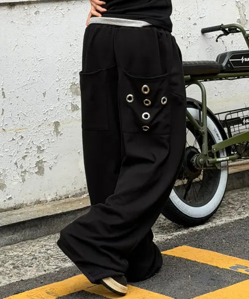 [SCALLYWAG] Mega Wide Eyelet Training Pants [Black] / 메가 와이드 아일렛 트레이닝 팬츠[블랙]