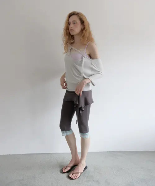 [ASURA] LACE LAYERED CAPRI PANTS (CHARCOAL)