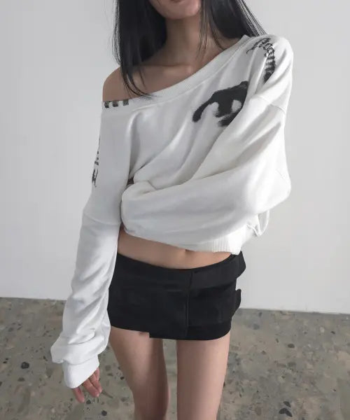 [DOGMA EHKS] OFF SHOULDER SWEAT SHIRT WHITE