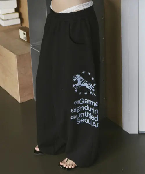 [UNTITLED SEOUL] UNICORN TYPHO BALLOON SWEAT PANTS BLACK / 유니콘 타이포 벌룬 스웻 팬츠 블랙