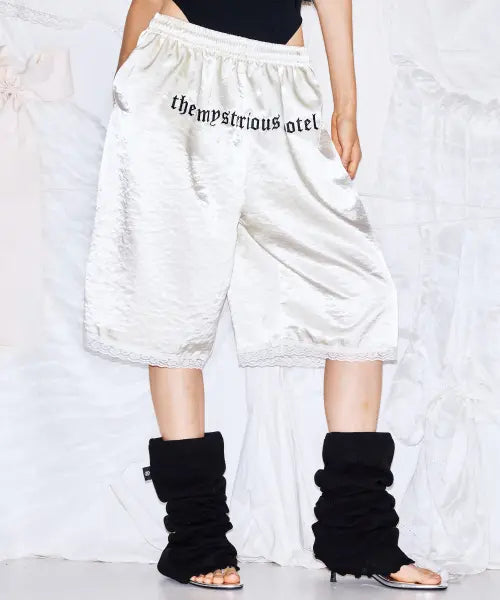 [THE MYSTERIOUS HOTEL] LACE SATIN BERMUDA [IVORY]