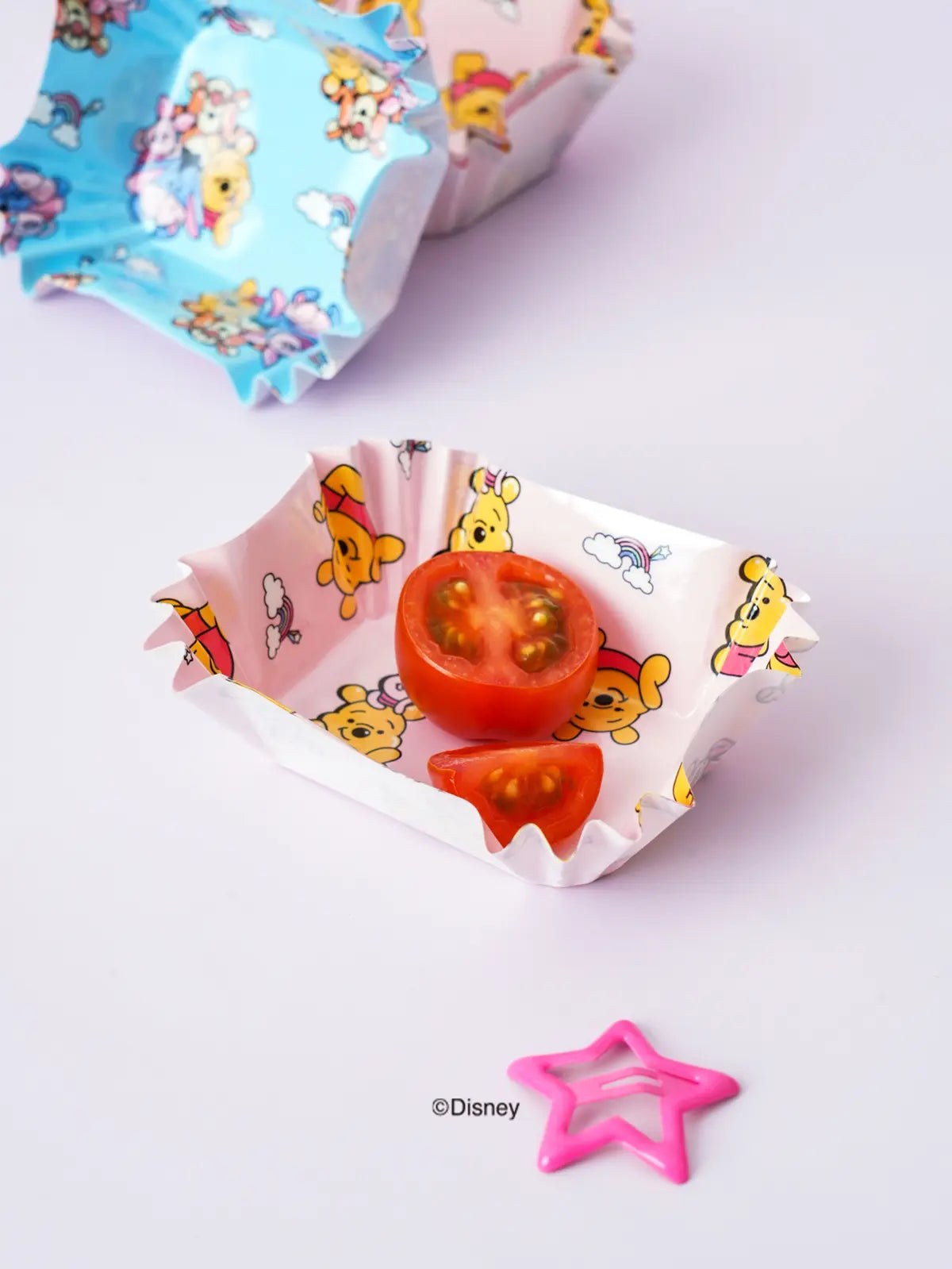 [DAISO] Disney Winnie the Pooh Square Paper Molds (20 count) / 디즈니 위니더푸 사각 종이틀 20매입