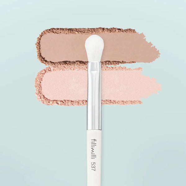 [Fillimilli] Fillimilli Base Blending Eyeshadow Brush 537 / 필리밀리 베이스블렌딩아이섀도우브러시 537