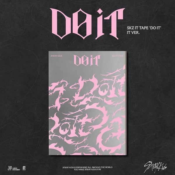 [Stray Kids] Stray Kids - SKZ IT TAPE ‘DO IT’ [IT VER.] / 스트레이 키즈 (Stray Kids) - SKZ IT TAPE ‘DO IT’ [IT VER.]