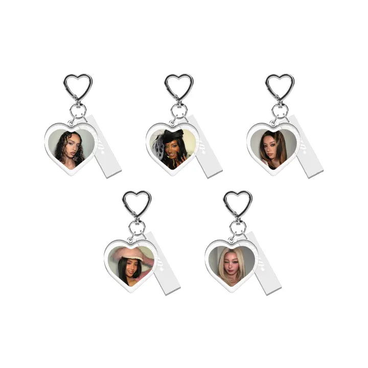 [KATSEYE] Random Selfie Acrylic Keyring
