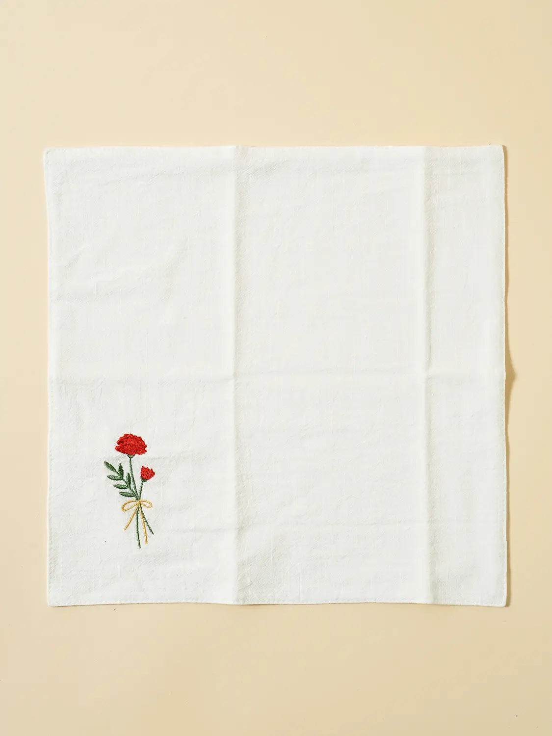 [DAISO] Embroidered Cotton Handkerchief / 가정의달 자수 순면 손수건