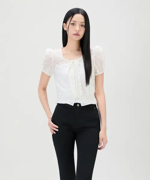 [MIXXO] Eyelet Puff Blouse_MIWBWG601G / 아일렛 퍼프 블라우스_MIWBWG601G
