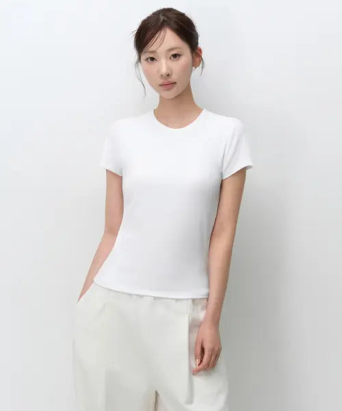 [MUSINSA STANDARD WOMAN] Women's Slim Fit Crew Neck Bra T-Shirt [White] / 우먼즈 슬림 크루 넥 브라티셔츠 [화이트]