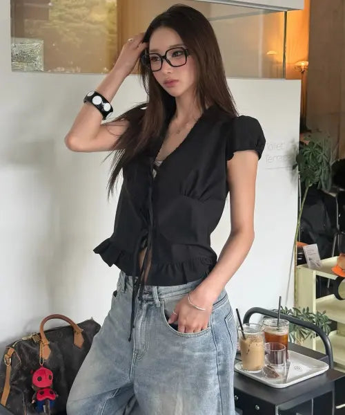 [GROWHIDE] Copedi Satin Strap Short Sleeve Blouse_Black / 코페디 새틴 스트랩 반팔 블라우스_블랙