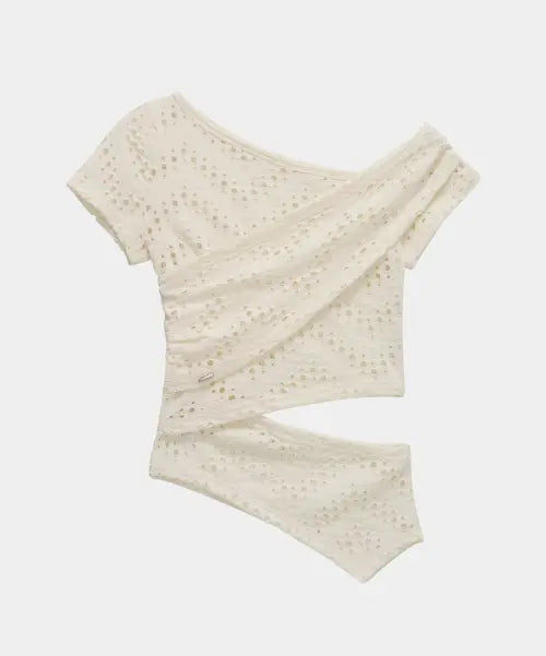 [ETRE AU SOMMET] Hole Knit Layered Side Slit Top (Ivory)