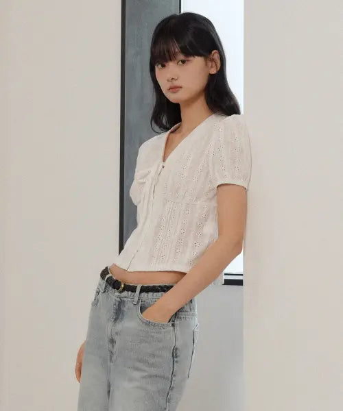 [GENERALIDEA] woman v-neck lace puff blouse [white] / 브이넥 레이스 퍼프 블라우스 [WHITE] / GF2LBL529