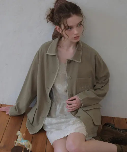 [OURNOSTALGIA] Melo Embroidered Work Jacket_Light khaki(OC26OT02) / Melo Embroidered Work Jacket_Light khaki(O26OT02)