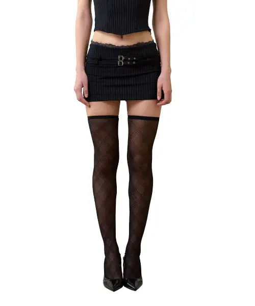 [HILLDA] Robette Stripe Mini Skirt [Black] / 로베트 스트라이프 미니 스커트 [블랙]