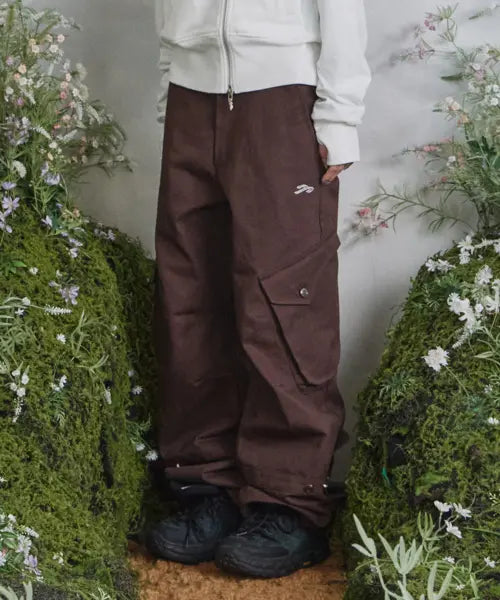 [TANSANMAGNESIUM] Song Yi Song Yi X Tansan Cotton Wide Cargo Pants (Brown) / 송이송이X탄산 코튼 와이드 카고 팬츠 (브라운)