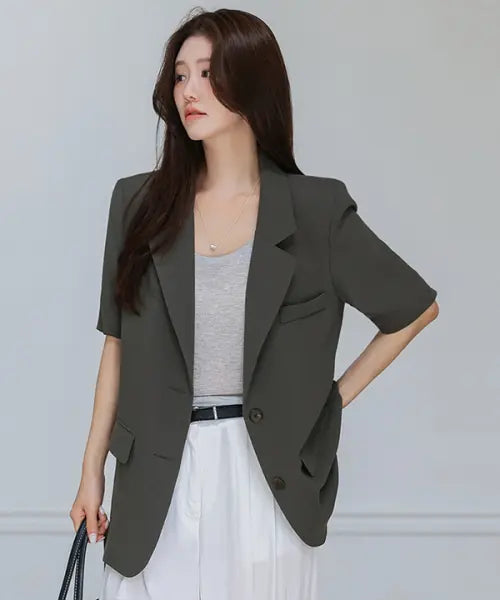 [FRENCHCHIC] Reine Backslit Basic Jacket / 리엔느 백슬릿 베이직 자켓 _F6H484JK