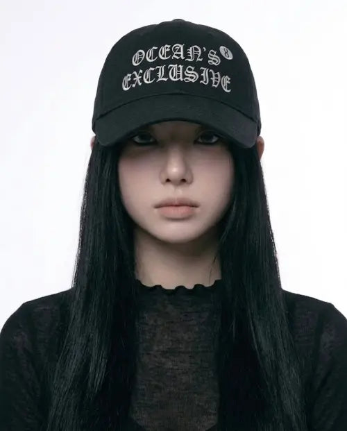 [BLACK RECLUSIVE] URBAN RECLUSIVE LETTERING BALL CAP [BKF2UCW008] / 어반리클루시브 레터링 볼캡 [BKF2UCW008]
