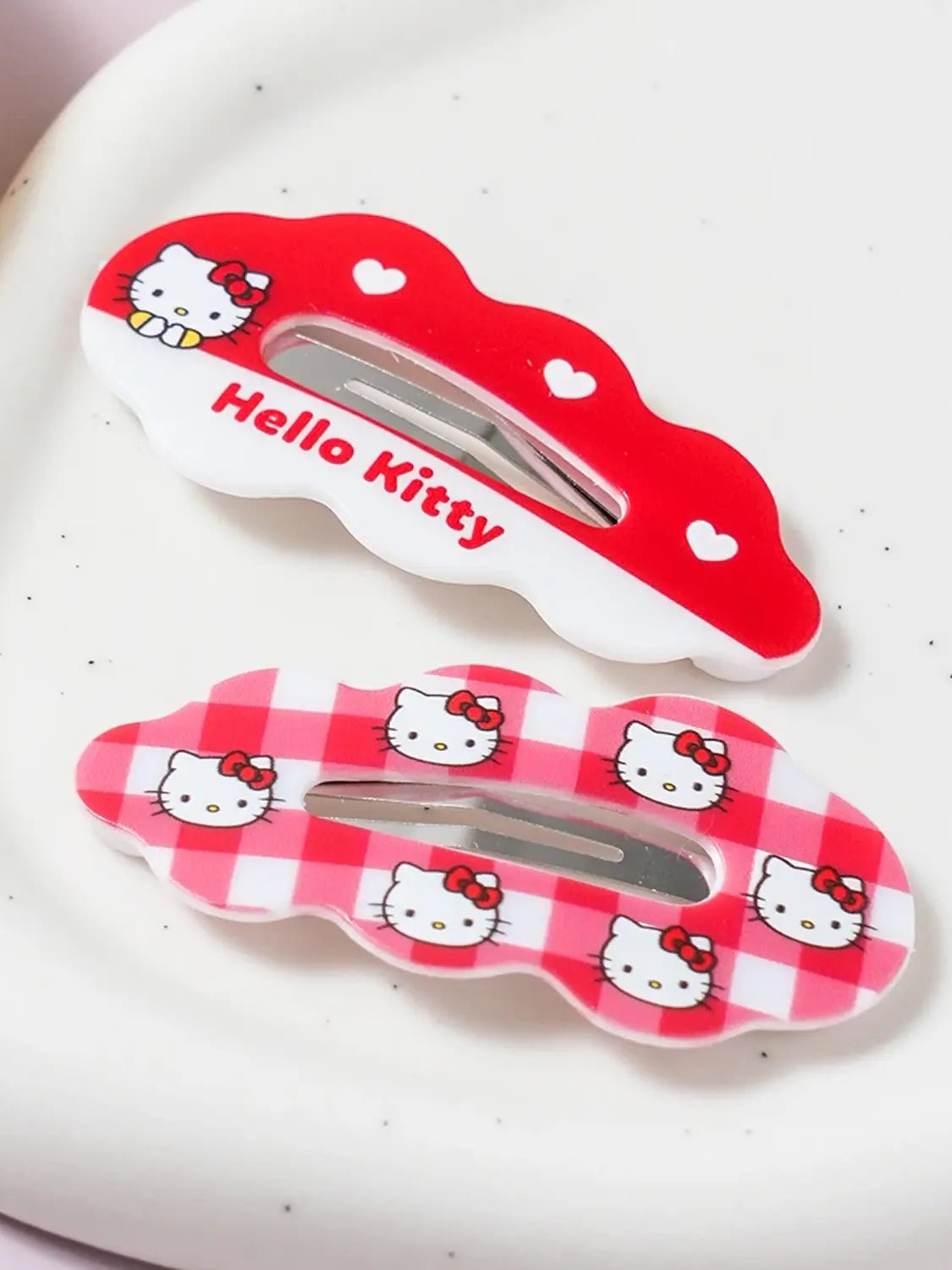 [DAISO] Hello Kitty Cloud Snap Clips (2-Pack) / 헬로키티 구름 똑딱핀 2개입
