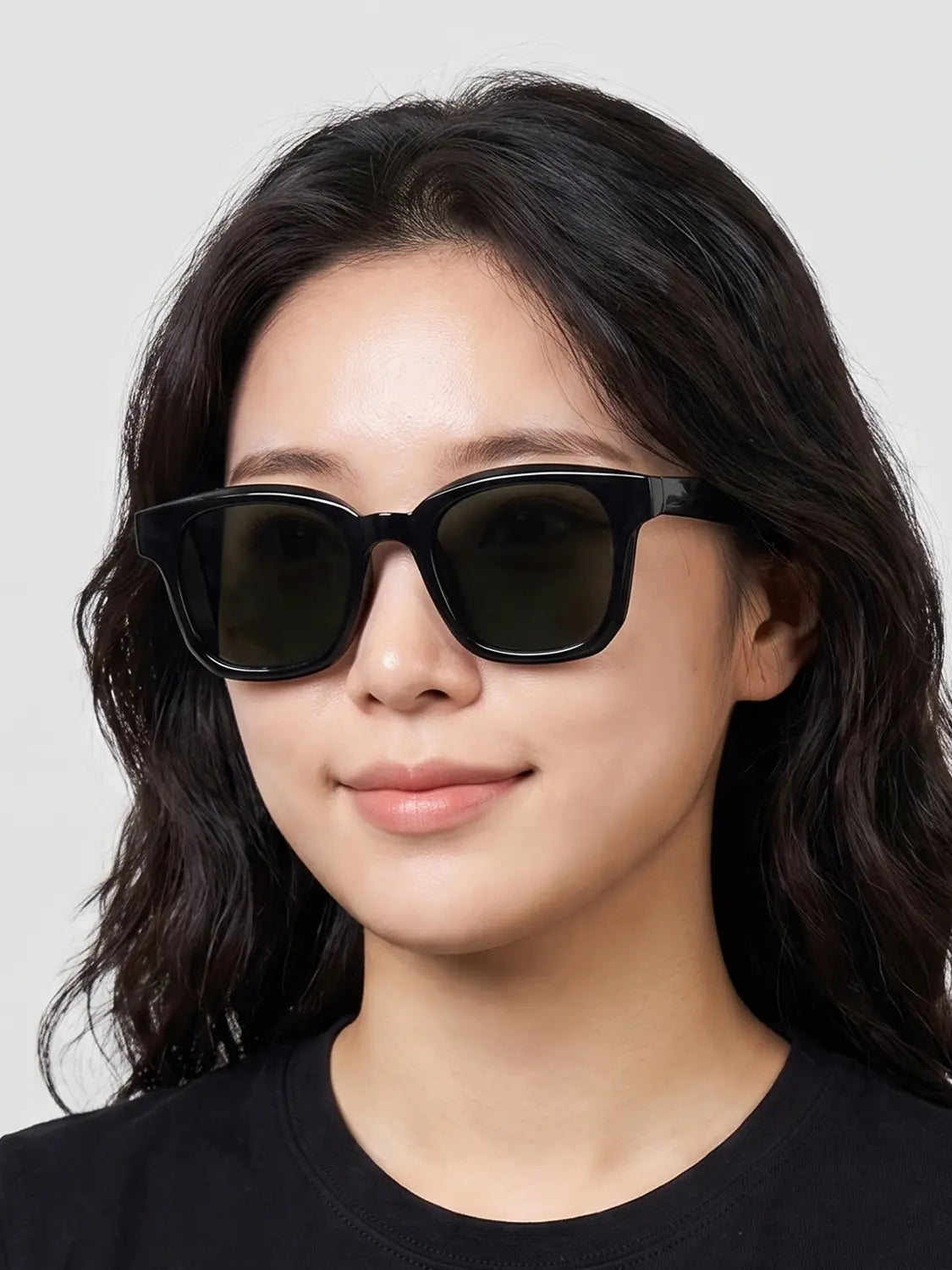 [DAISO] Square Silhouette Sunglasses Black / 사각 실루엣 선글라스 블랙