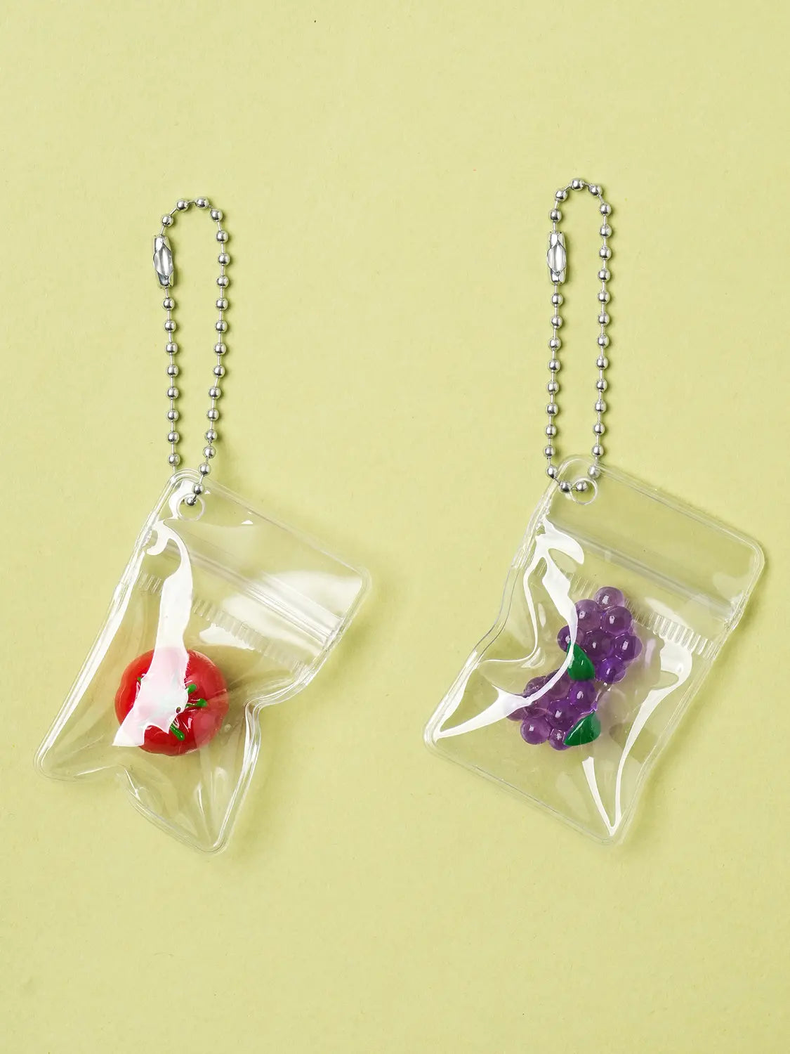 [DAISO] Fruit Keychains (Set of 2: Tomato & Grape) / 과일 키링 2개입 토마토＆포도