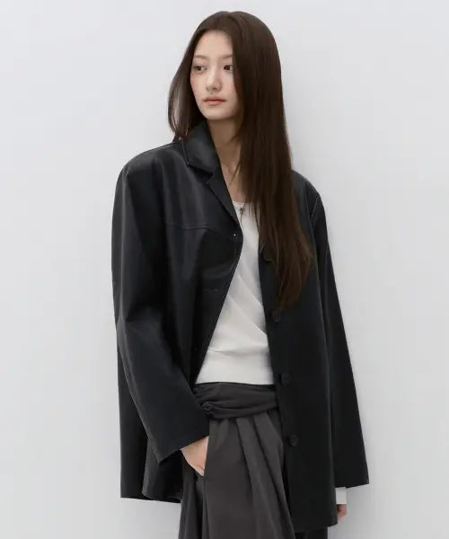[MUSINSA STANDARD WOMAN] Women's Synthetic Leather Car Coat [Black] / 우먼즈 신세틱 레더 카 코트 [블랙]