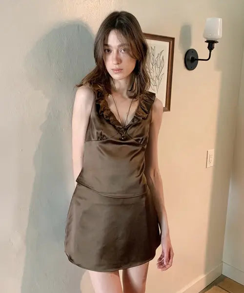 [SOMEWHEREBUTTER] Elia Satin Blouse - Brown
