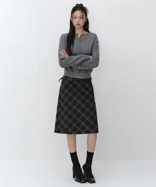 [MUSINSA STANDARD WOMAN] Women's Ombre Check Knit Midi Skirt [Gray] / 우먼즈 옴브레 체크 니 렝스 스커트 [그레이]
