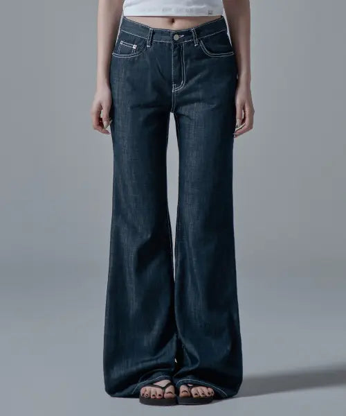 [WAARFORWOMAN] W1140 Non-Fade Loose Bootcut Denim Pants [Short Length Option] / W1140 논페이드 루즈 부츠컷 데님 팬츠 [숏기장 추가]