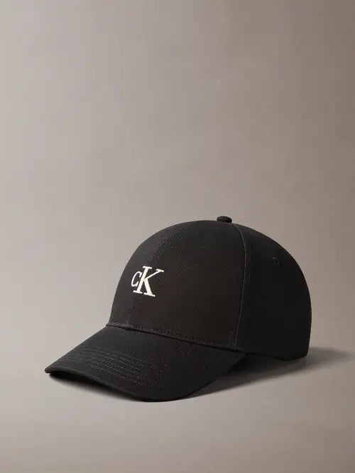 [CALVIN KLEIN JEANS] Unisex Small Monogram Logo Ball Cap 4G5002G UB1 / 남녀공용 스몰 모노그램 로고 볼캡 4G5002G UB1