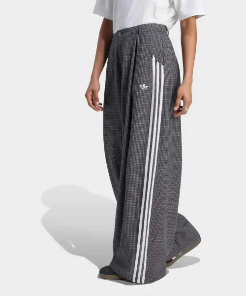 [ADIDAS] CHECKS TROUSER      BLACK/GRETHR/UTIBLK / 체크 트라우저 루즈 팬츠 - 블랙:그레이 / LD5340
