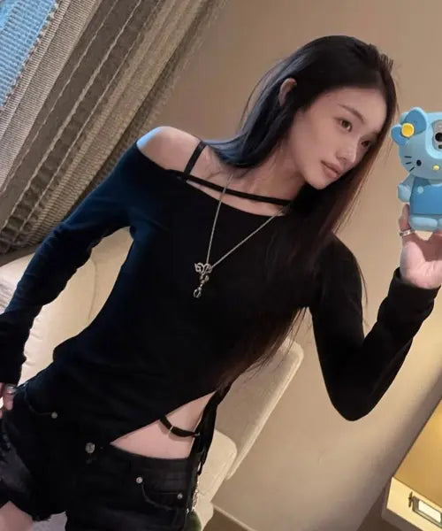 [INEGI] Buckle Strap Cut-Out Top (black)
